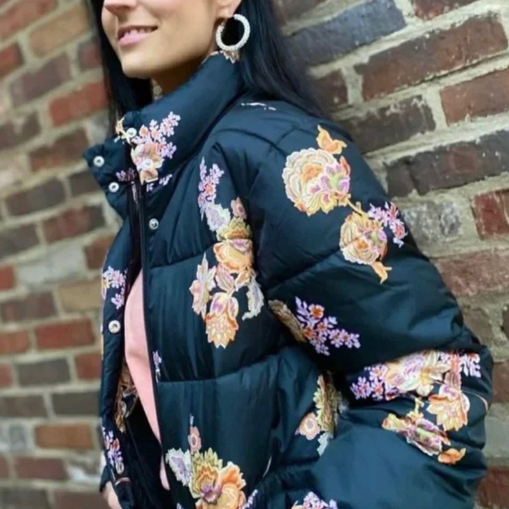WHO WHAT WEAR Paisley Puffer Coat Jacket NWT- Black, Orange, Pink, Yellow, Cream
